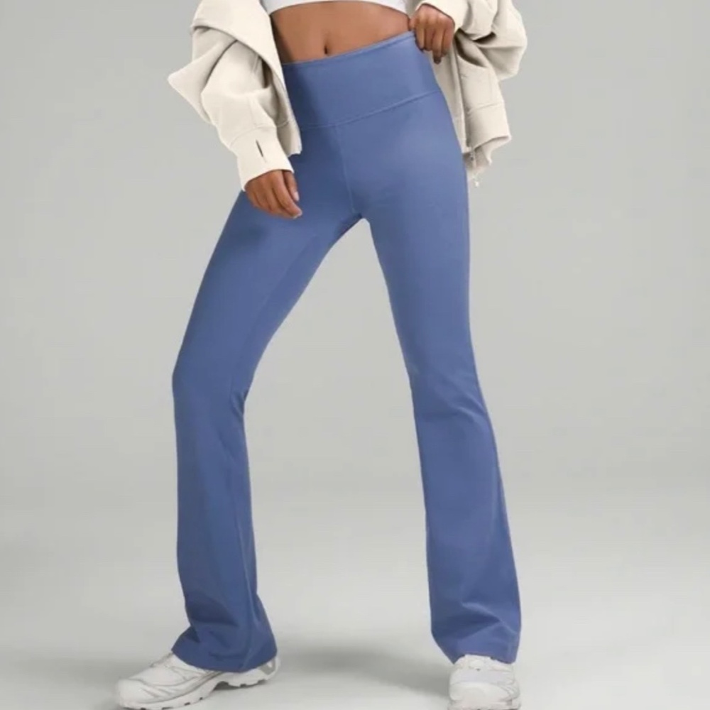 Lululemon Groove super high rise flared pant Nulu - Picture 2 of 10